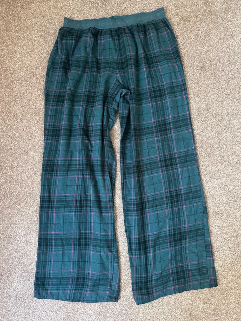 Roxy Women’s Pajama Set - Picture 5 of 6